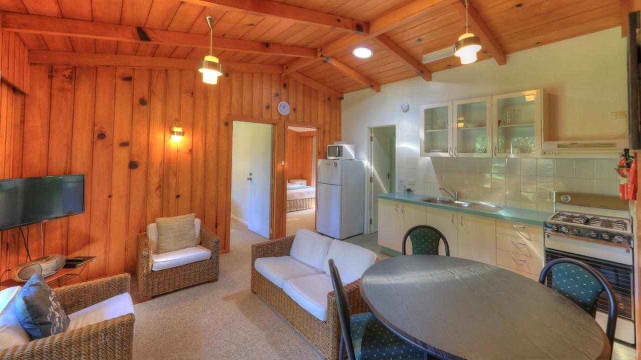 Hideaway Retreat Ξενοδοχείο Burnt Pine Εξωτερικό φωτογραφία